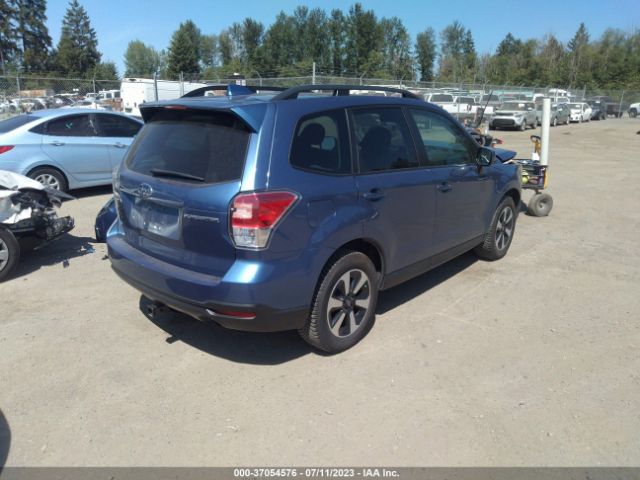 JF2SJAEC7JH560262 Subaru Forester Premium