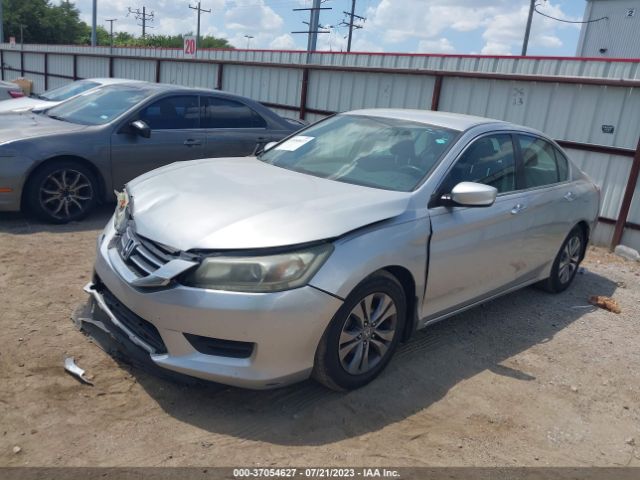 1HGCR2F3XEA154833 Honda Accord Sedan Lx