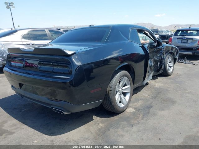 2C3CDZAG6GH201140 Dodge Challenger Sxt