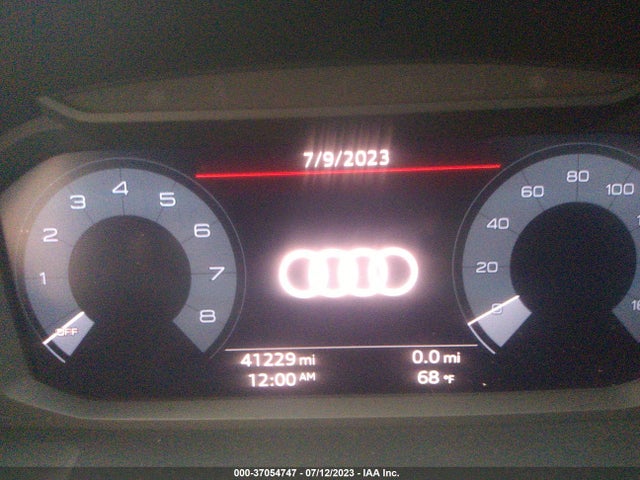 WA1DECF39L1005633 Audi Q3 S Line Premium