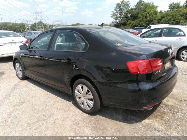 3VWD17AJ6EM390490 Volkswagen Jetta Sedan Se