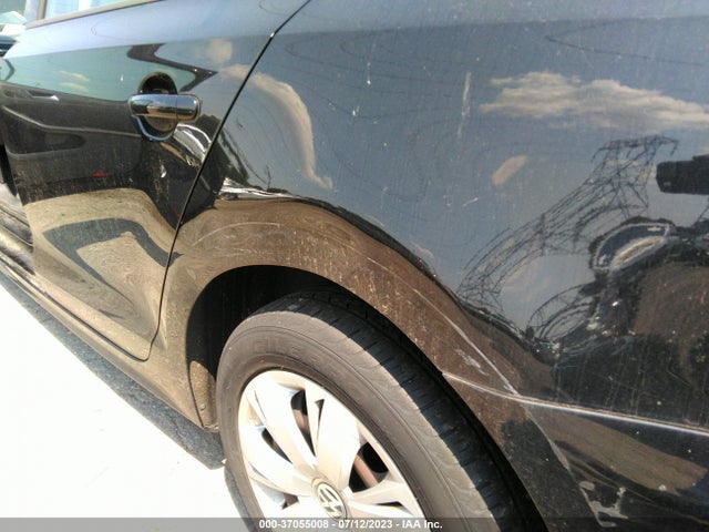 3VWD17AJ6EM390490 Volkswagen Jetta Sedan Se