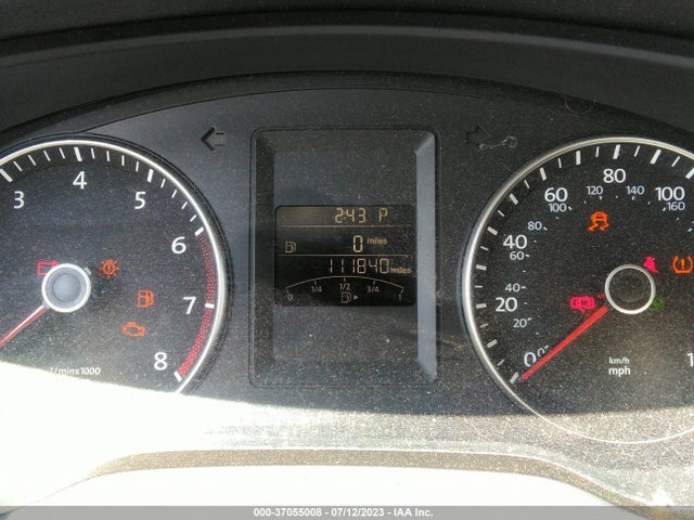 3VWD17AJ6EM390490 Volkswagen Jetta Sedan Se