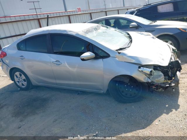 KNAFK4A63F5410931 KIA FORTE LX