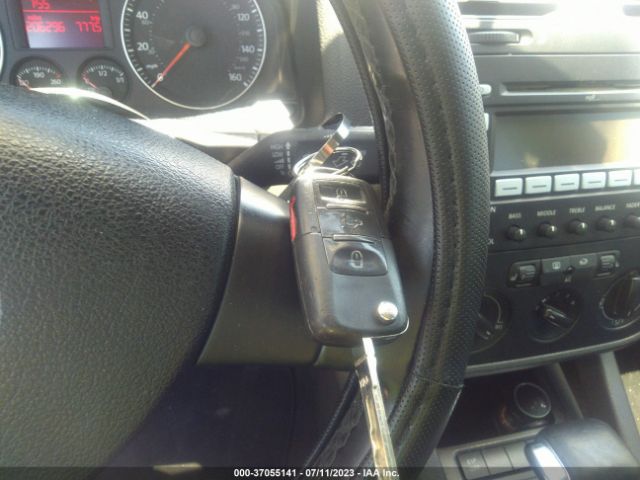 2009 VOLKSWAGEN JETTA SEDAN 3VWRM71K49M026239 Photo 10
