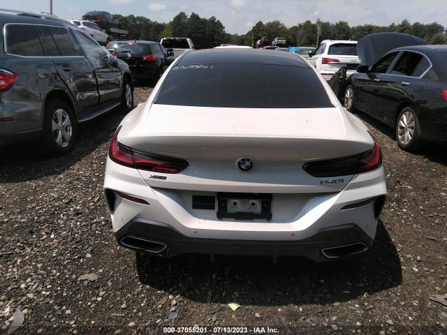 BMW 8 Series 840i 2021 WBAGV4C04MCG32538 Image 8