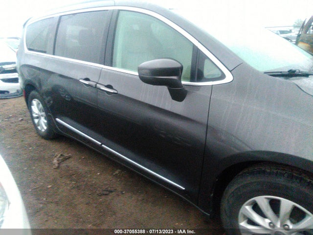 2C4RC1BGXHR654617 Chrysler Pacifica Touring-l