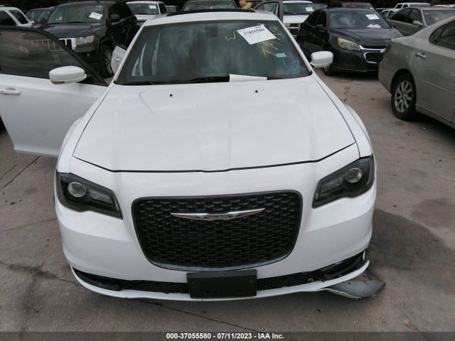 2C3CCABG0HH553828 Chrysler 300 300s