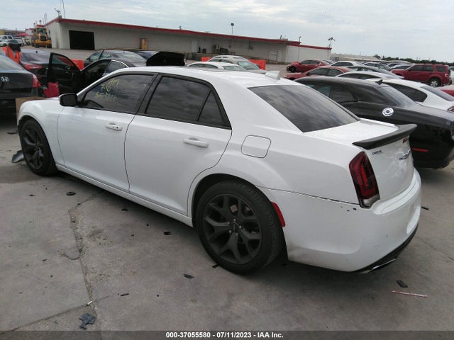 2C3CCABG0HH553828 Chrysler 300 300s