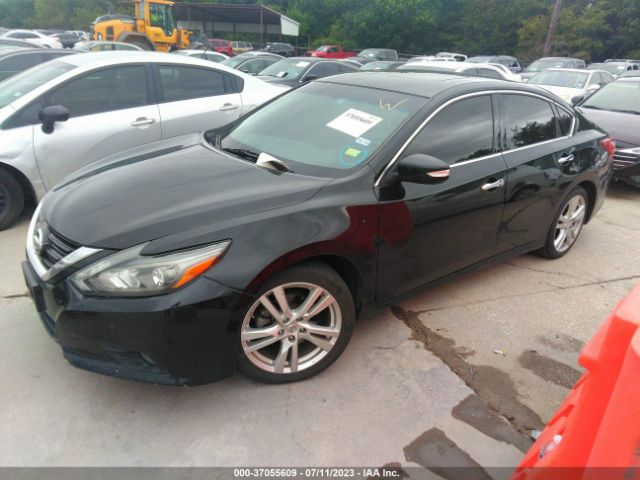 1N4BL3AP8HC197366 Nissan Altima 3.5 Sl