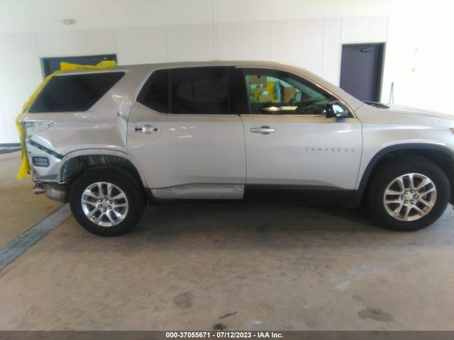 Chevrolet Traverse Ls 2019 1GNERFKW3KJ187934 Image 14