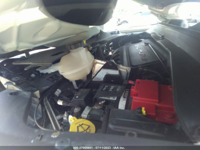 3C4NJDBB0KT839502 Jeep Compass Latitude