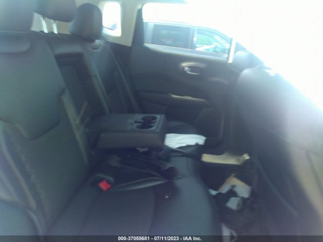 3C4NJDBB0KT839502 Jeep Compass Latitude