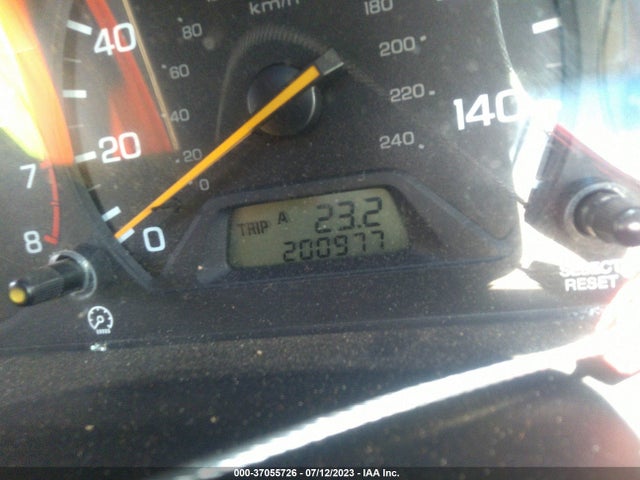 2000 HONDA ACCORD CPE EX W/LEATHER VIN: 1HGCG2255YA012570