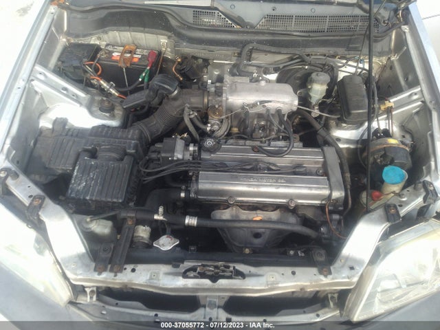 1998 HONDA CR-V LX VIN: JHLRD2842WC008643