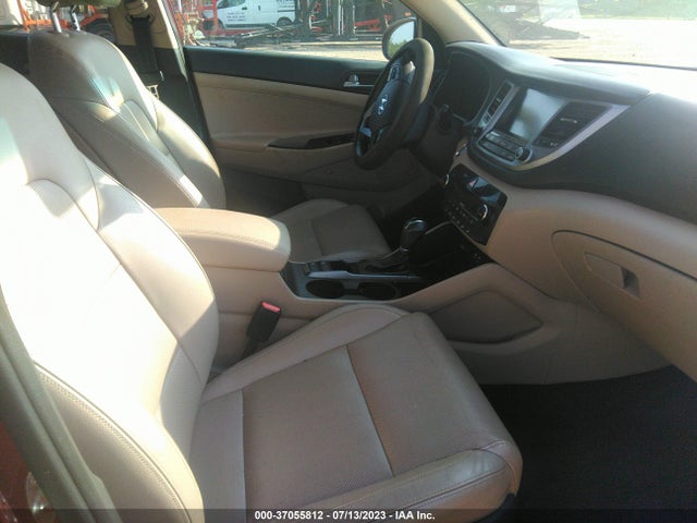 2017 HYUNDAI TUCSON SE PLUS VIN: KM8J33A4XHU410416