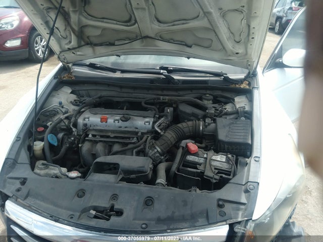 2011 HONDA ACCORD SDN EX-L VIN: 1HGCP2F8XBA036553