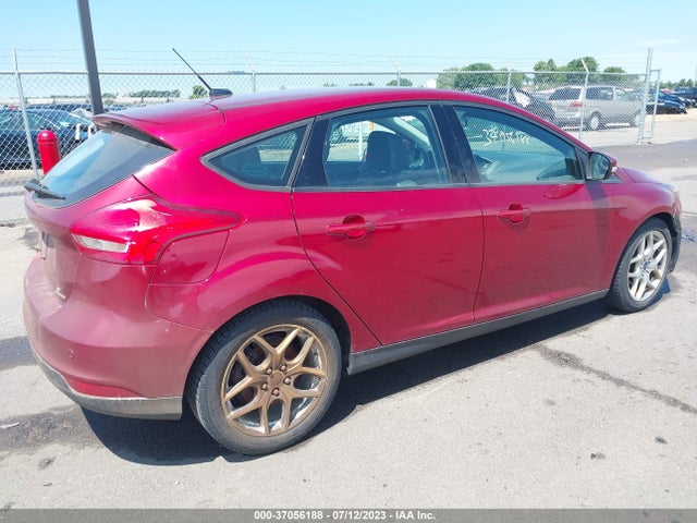 Ford FOCUS SE 2015 1FADP3K27FL274404 Image 5