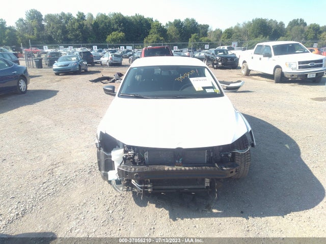 3VW267AJ5GM412510 Volkswagen Jetta Sedan 1.4t S