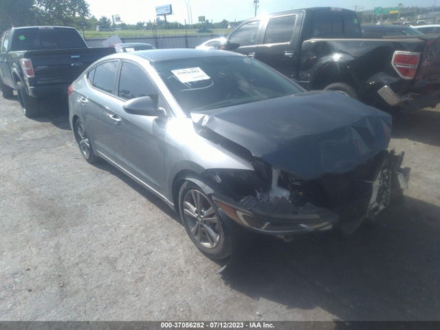 2018 5NPD84LF9JH358378 main image
