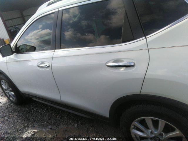 KNMAT2MT7HP550326 Nissan ROGUE SV