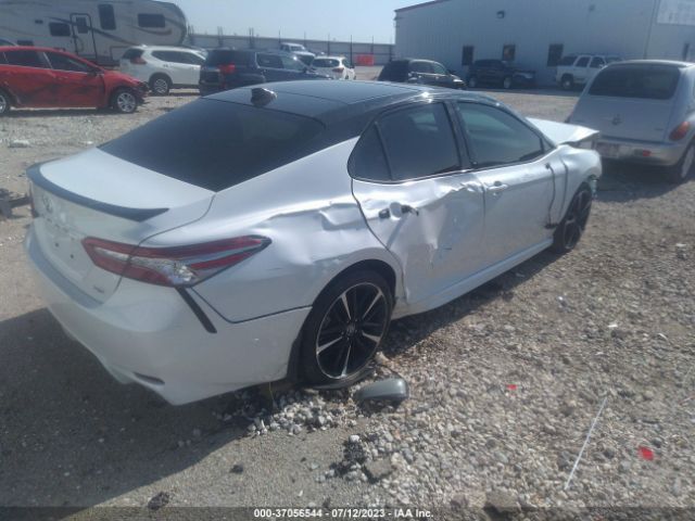 2019 TOYOTA CAMRY 4T1B61HK7KU182063 Photo 3