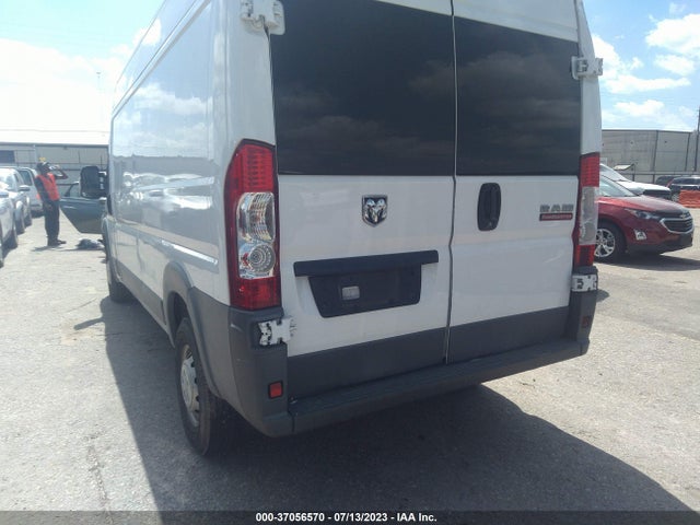 3C6TRVDG8JE104520 RAM Promaster Cargo Van