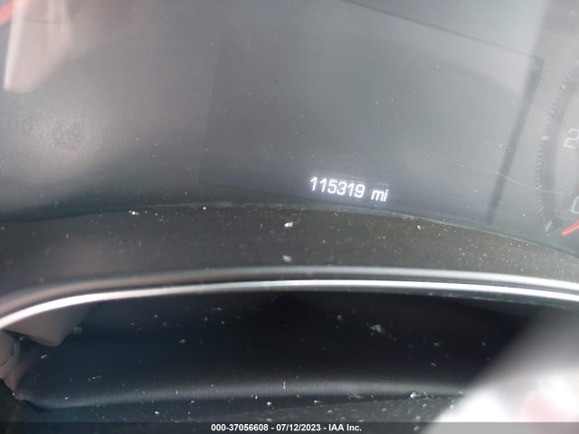 Chevrolet IMPALA LT 2018 2G1105S37J9137266 Image 8