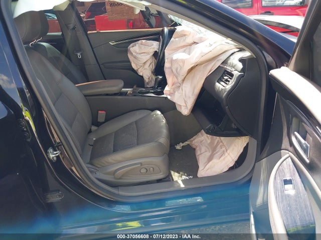 Chevrolet IMPALA LT 2018 2G1105S37J9137266 Image 12