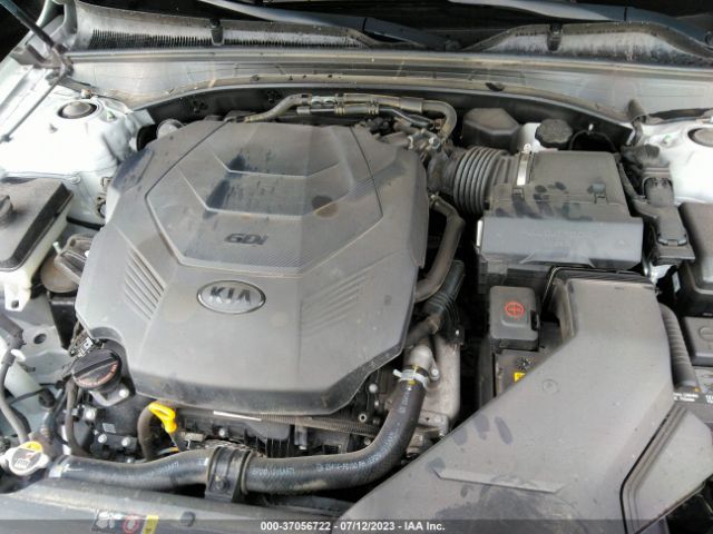 KNALC4J13H5068730 KIA Cadenza Premium
