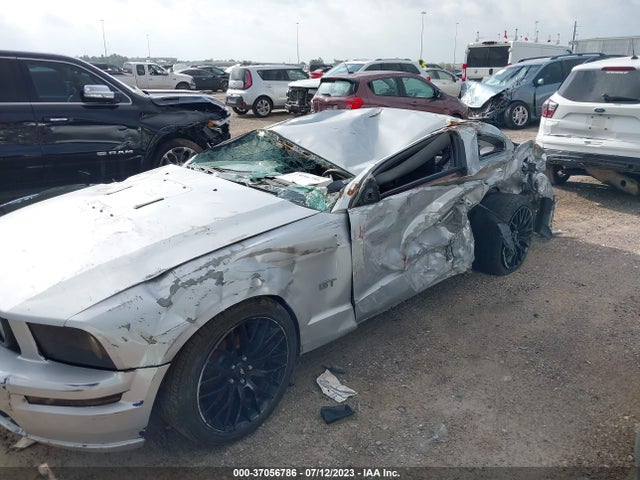 2008 FORD MUSTANG GT VIN: 1ZVHT82H585115295