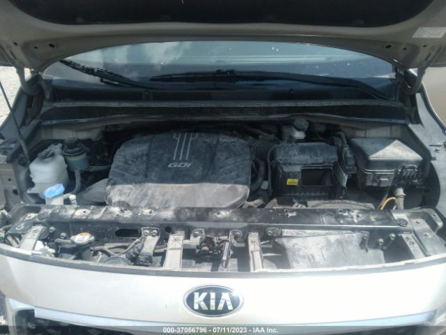 KNDMB5C14H6219291 KIA SEDONA LX