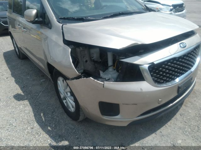 KNDMB5C14H6219291 KIA SEDONA LX