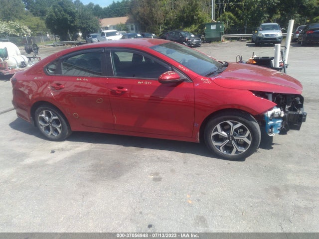 2021 KIA FORTE LXS VIN: 3KPF24ADXME265437