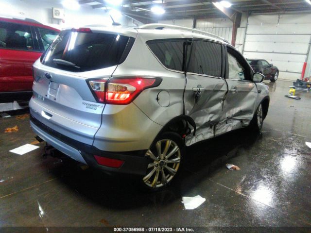 1FMCU0J93HUB46164 Ford Escape Titanium