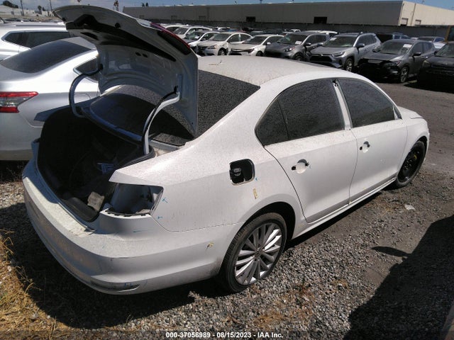 3VWD17AJ8FM234128 Volkswagen Jetta Sedan 1.8t Se