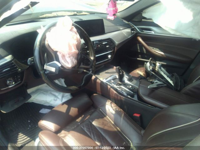 WBAJB9C57KB287643 BMW 5 Series M550i Xdrive