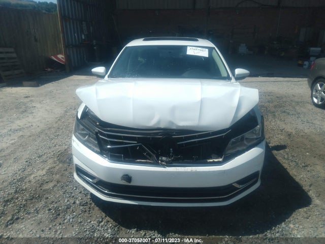 1VWBT7A36GC011348 Volkswagen Passat 1.8t Se
