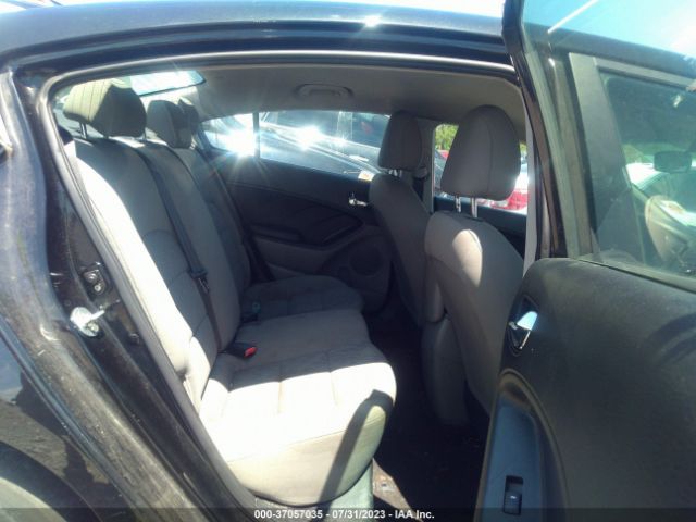 KNAFK4A62F5276137 KIA FORTE LX