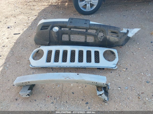 1C4NJPBB8FD361522 Jeep Patriot Sport