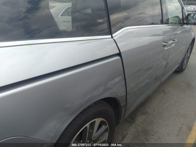 Honda Odyssey Touring 2016 5FNRL5H96GB097330 Image 6