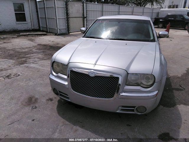 2009 CHRYSLER 300 300C HEMI VIN: 2C3KA63T39H504456