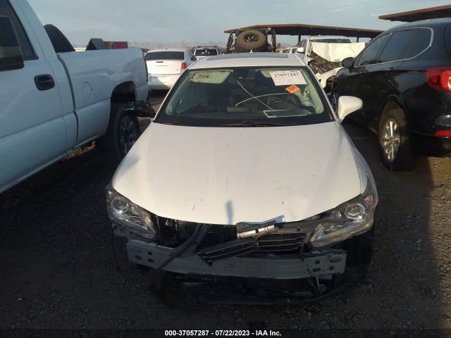 JTHKD5BH9E2209759 Lexus Ct 200h Hybrid