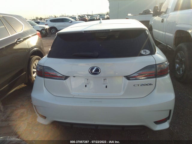 JTHKD5BH9E2209759 Lexus Ct 200h Hybrid