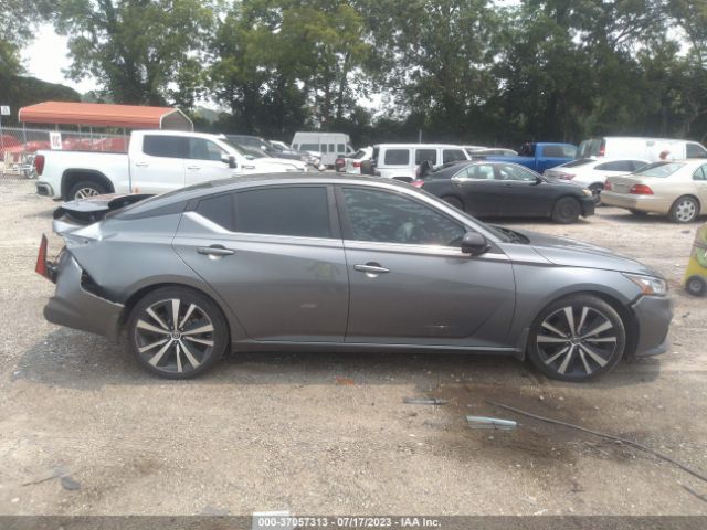 1N4BL4CV6KC150555 Nissan Altima 2.5 Sr