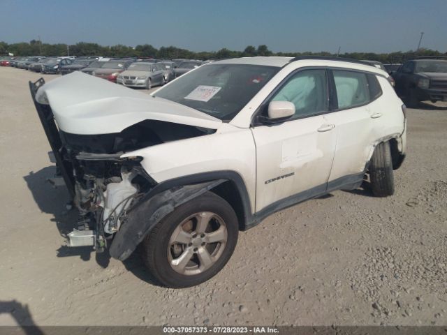 3C4NJCBB4JT460687 Jeep Compass Latitude