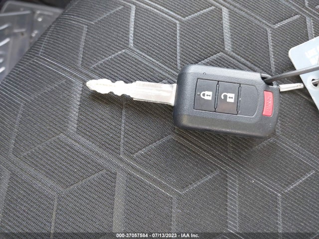 JA4ARUAU8MU033291 Mitsubishi Outlander Sport Es/se/le/be