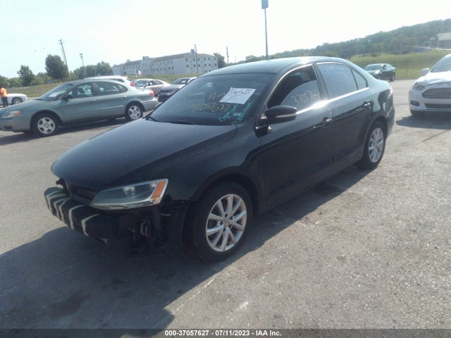 3VWD17AJ4EM409327 Volkswagen Jetta Sedan Se