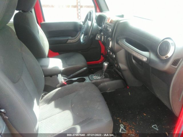 1C4AJWAG6GL305835 Jeep Wrangler Sport