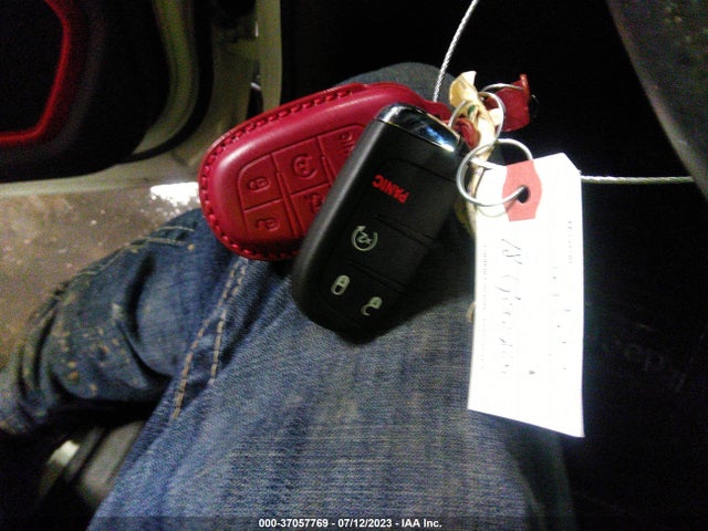 ZACCJBCB5JPH00532 Jeep Renegade Trailhawk